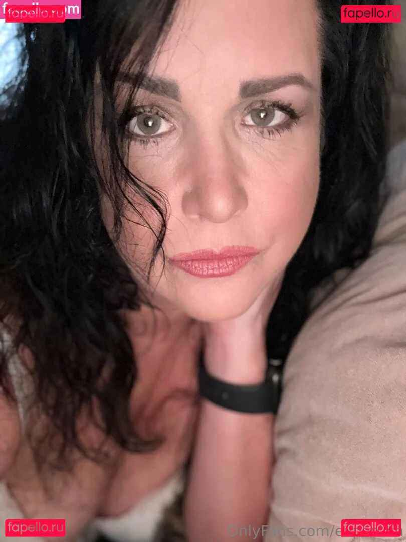 evparrish Onlyfans Photo Gallery 