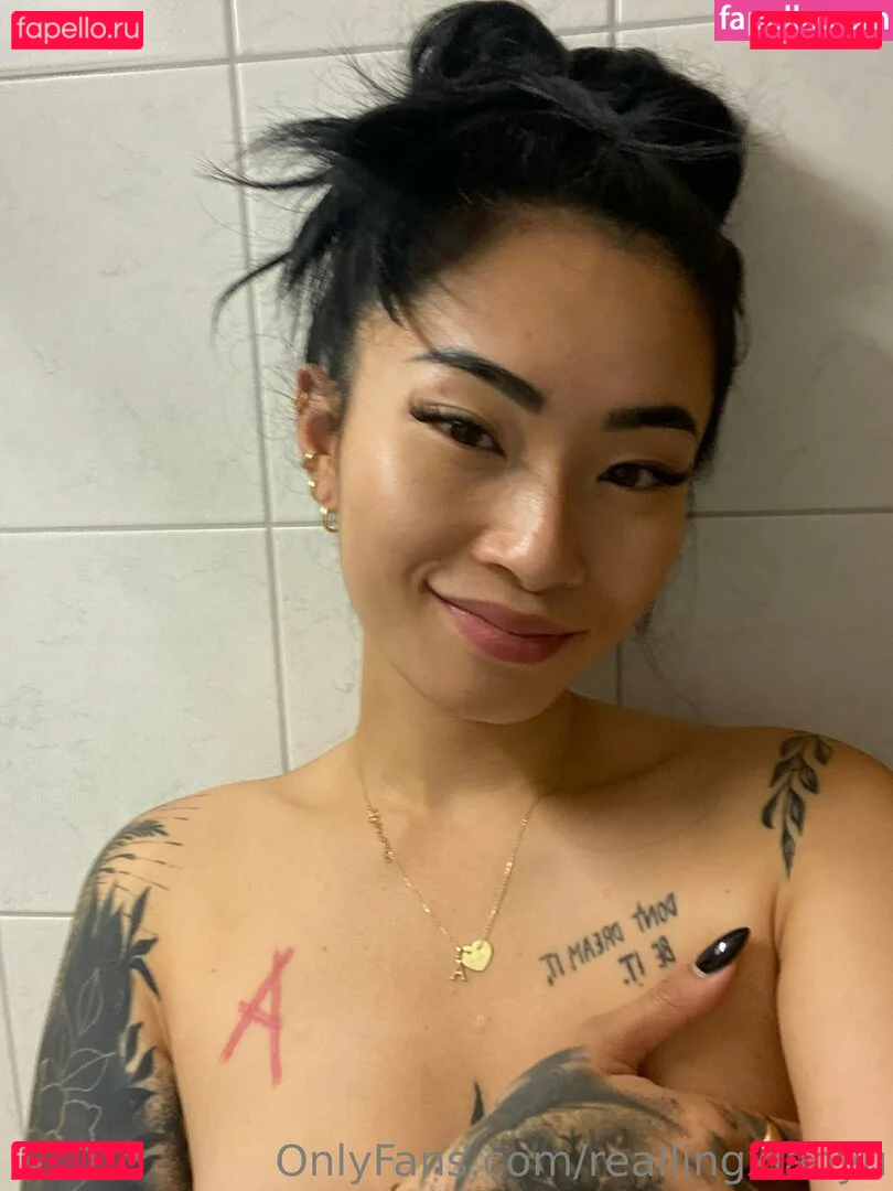 reallingxiaoyu Onlyfans Photo Gallery 