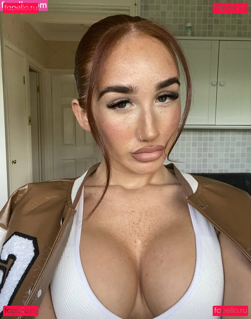 absondabs Onlyfans Photo Gallery 