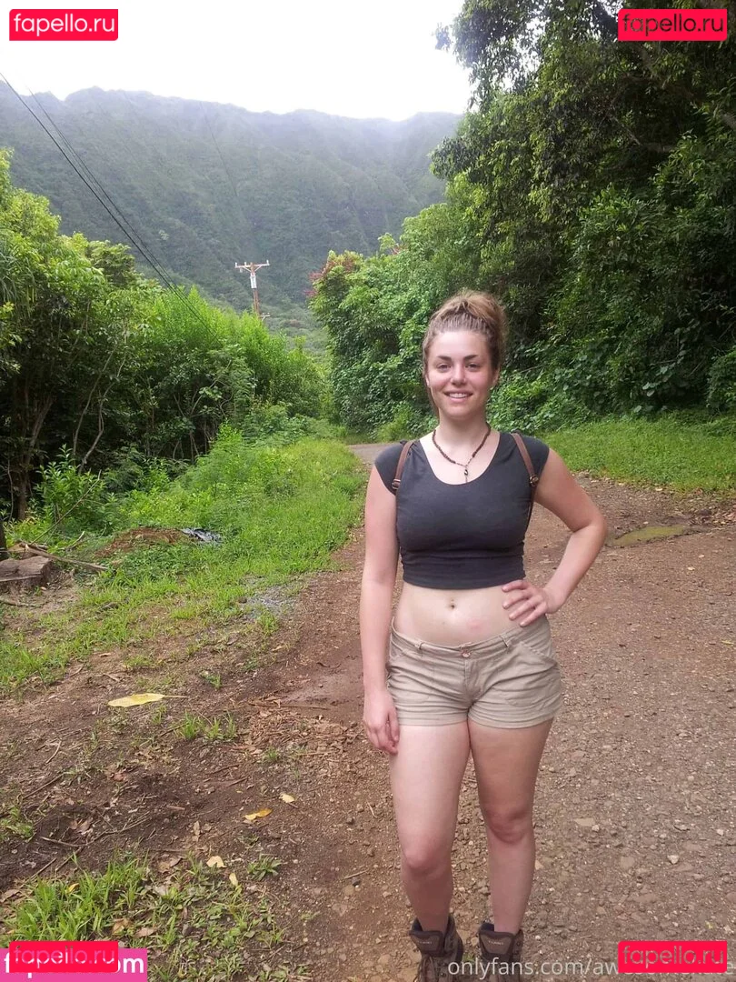 AwesomeKate Onlyfans Photo Gallery 