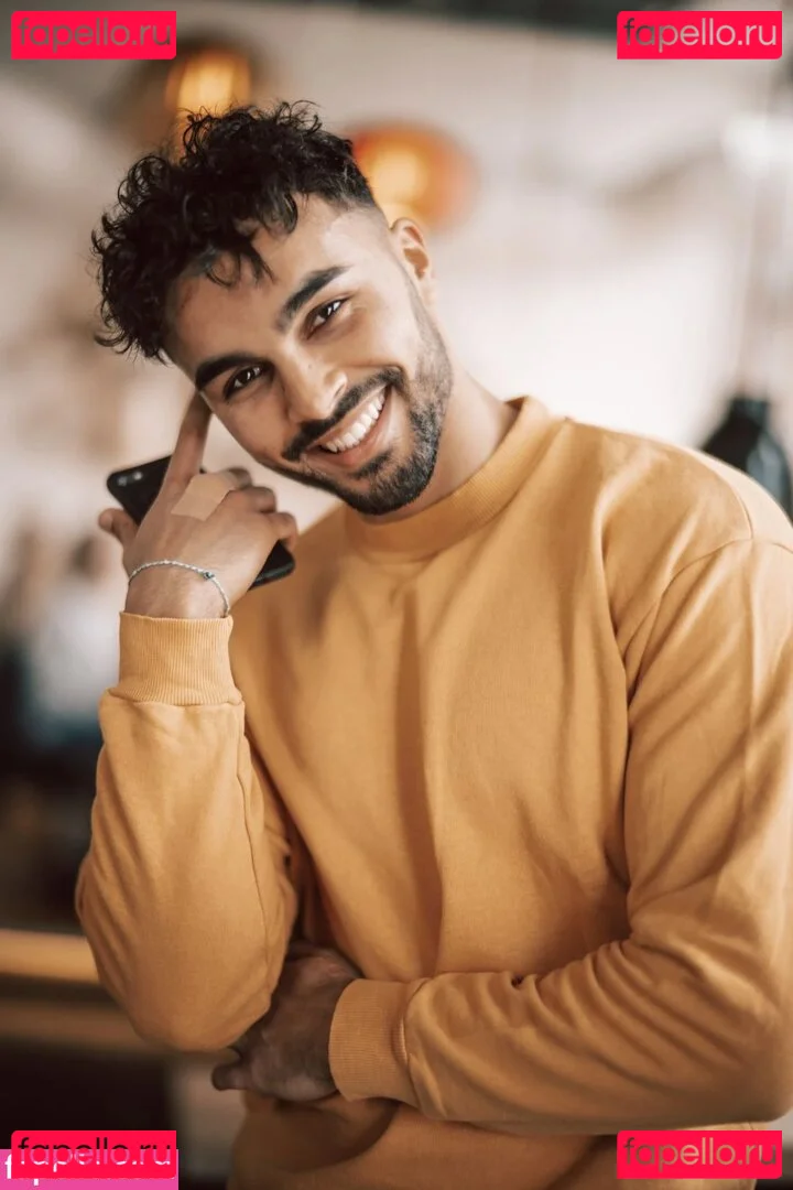 Alina Khani Onlyfans Photo Gallery 