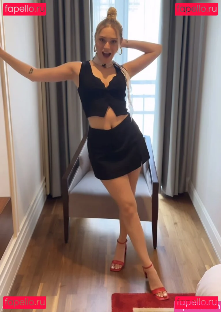 Alina Khani Onlyfans Photo Gallery 