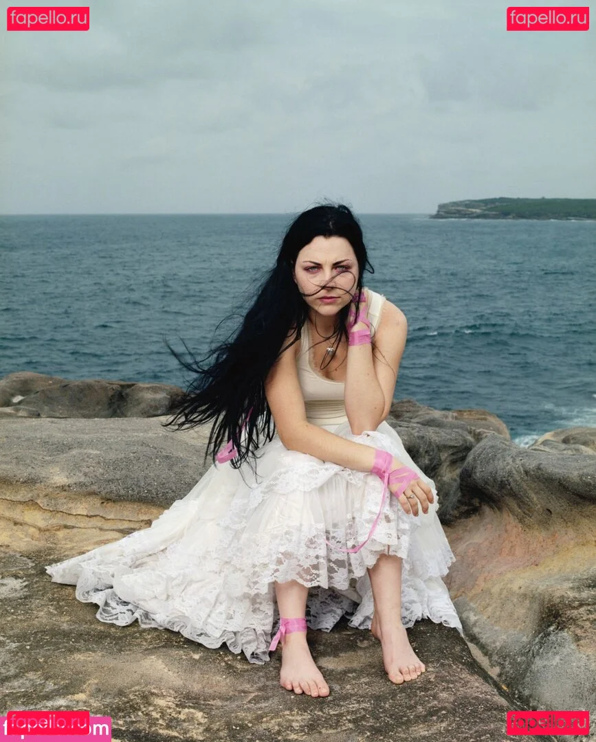 Amy Lee Onlyfans Photo Gallery 