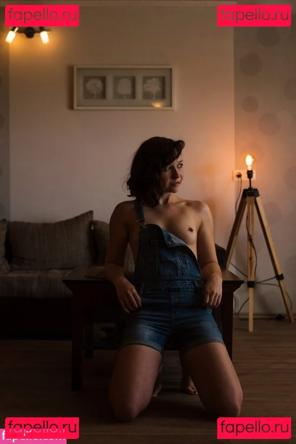 hobbymodel_owl Onlyfans Photo Gallery 