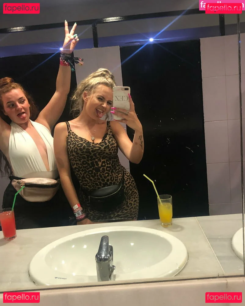 Cerys Lilly Onlyfans Photo Gallery 