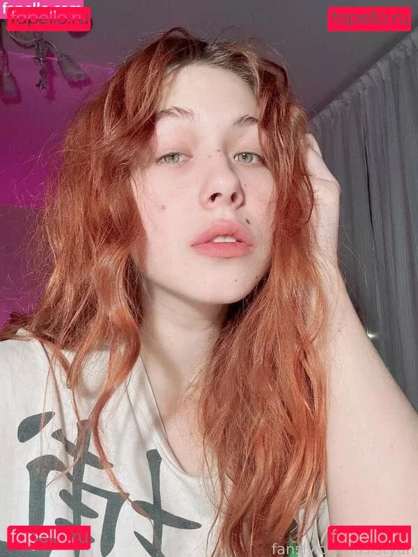 uslstyan Onlyfans Photo Gallery 