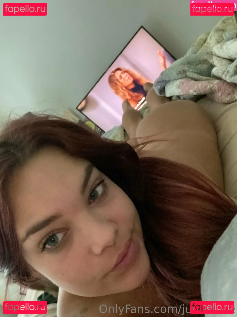 Txisten Onlyfans Photo Gallery 