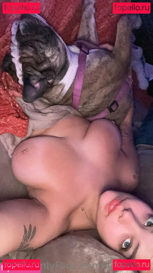 Txisten Onlyfans Photo Gallery 