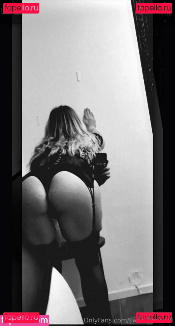 swerubberdoll Onlyfans Photo Gallery 