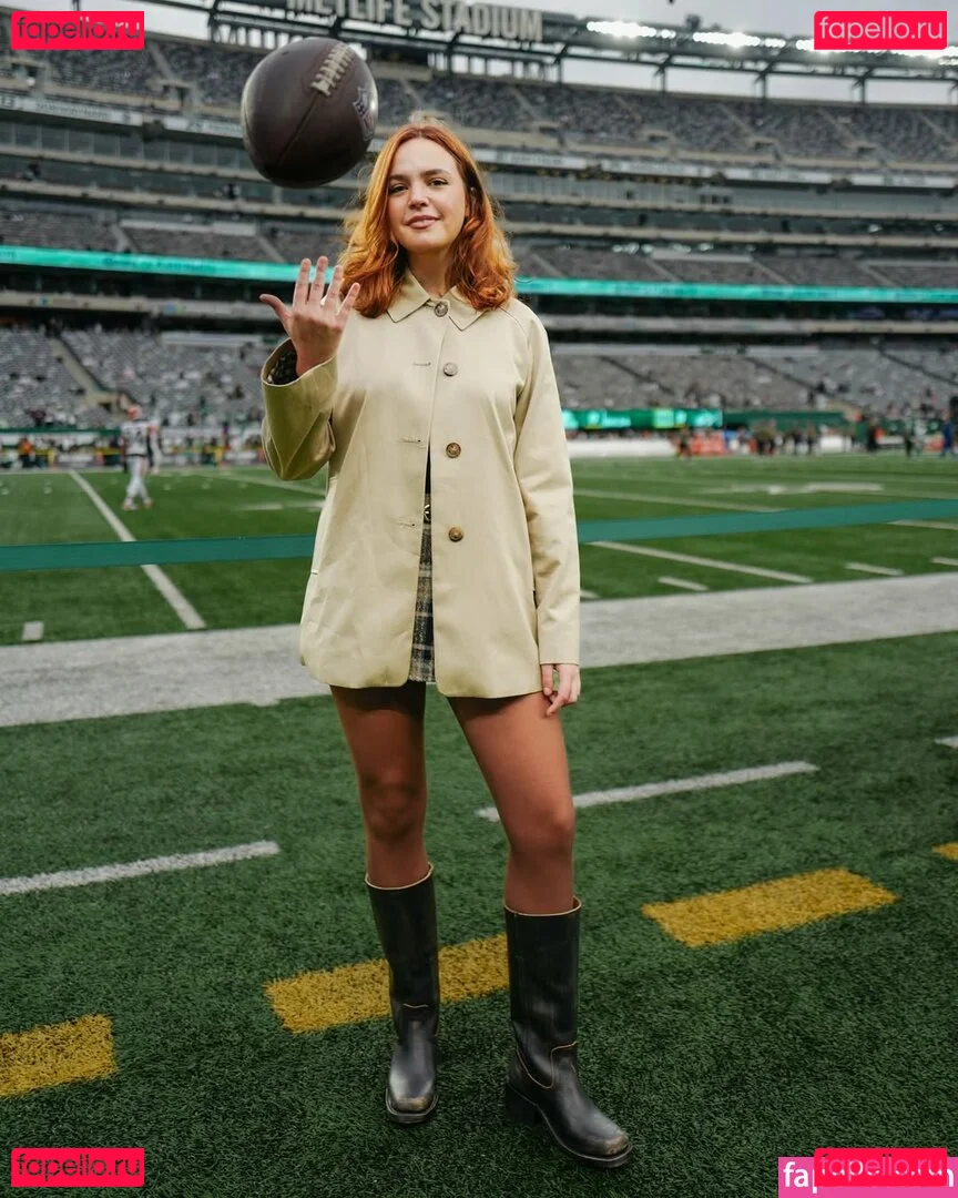 Bailee Madison Onlyfans Photo Gallery 