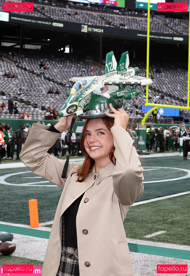 Bailee Madison Onlyfans Photo Gallery 