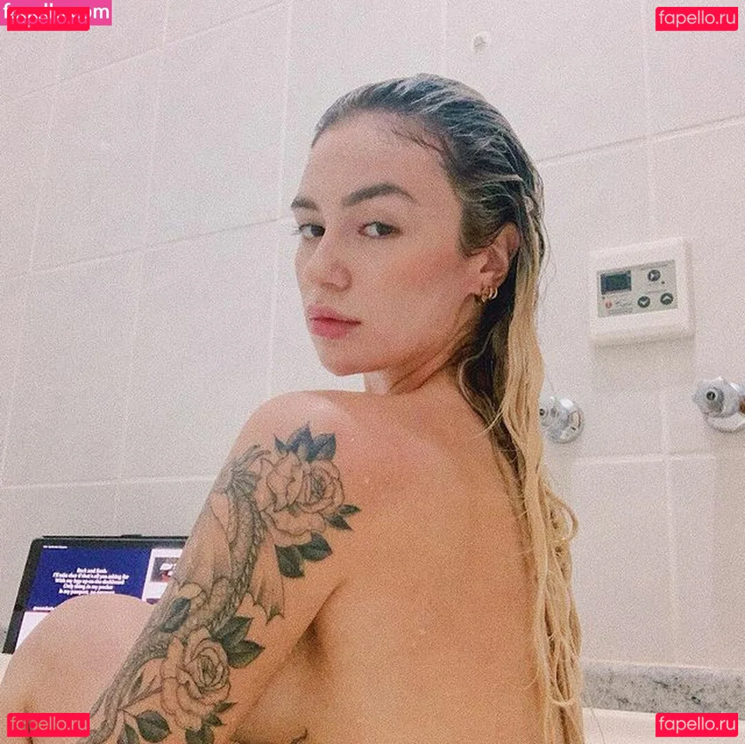 Mayumi Wada Onlyfans Photo Gallery 