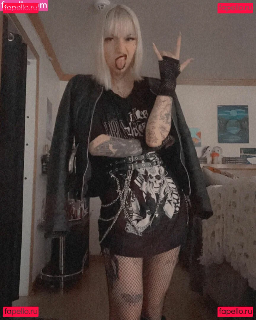 violets_cabaret Onlyfans Photo Gallery 