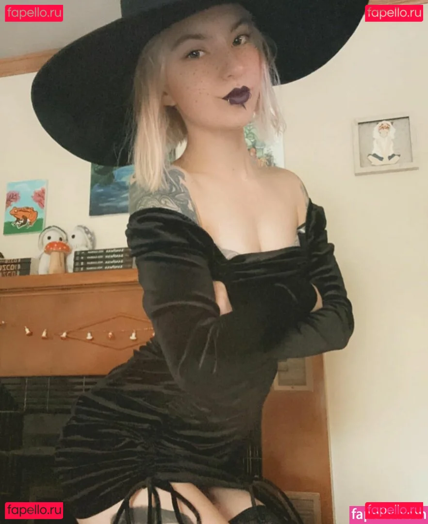 violets_cabaret Onlyfans Photo Gallery 