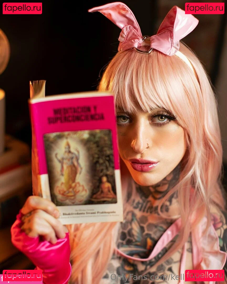 kellymedonly Onlyfans Photo Gallery 