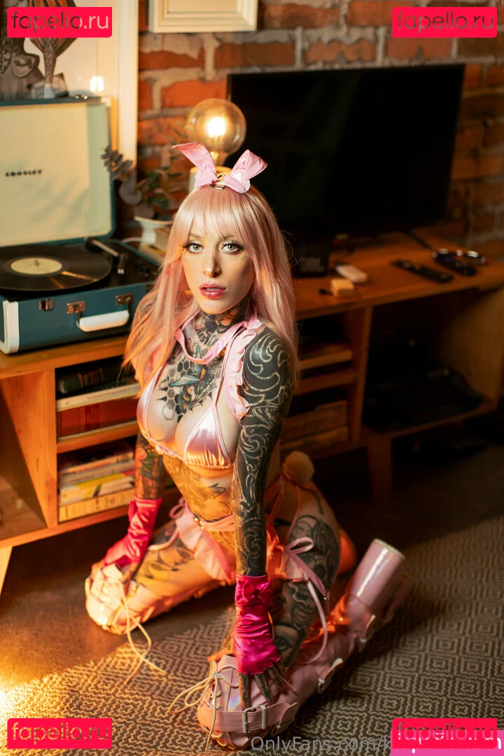 kellymedonly Onlyfans Photo Gallery 