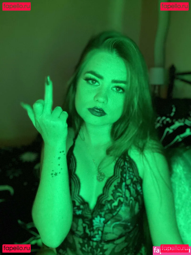 findomroxy1 Onlyfans Photo Gallery 