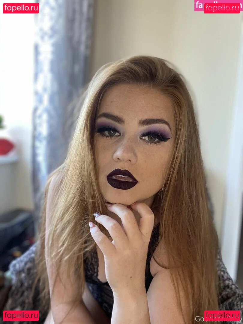 findomroxy1 Onlyfans Photo Gallery 