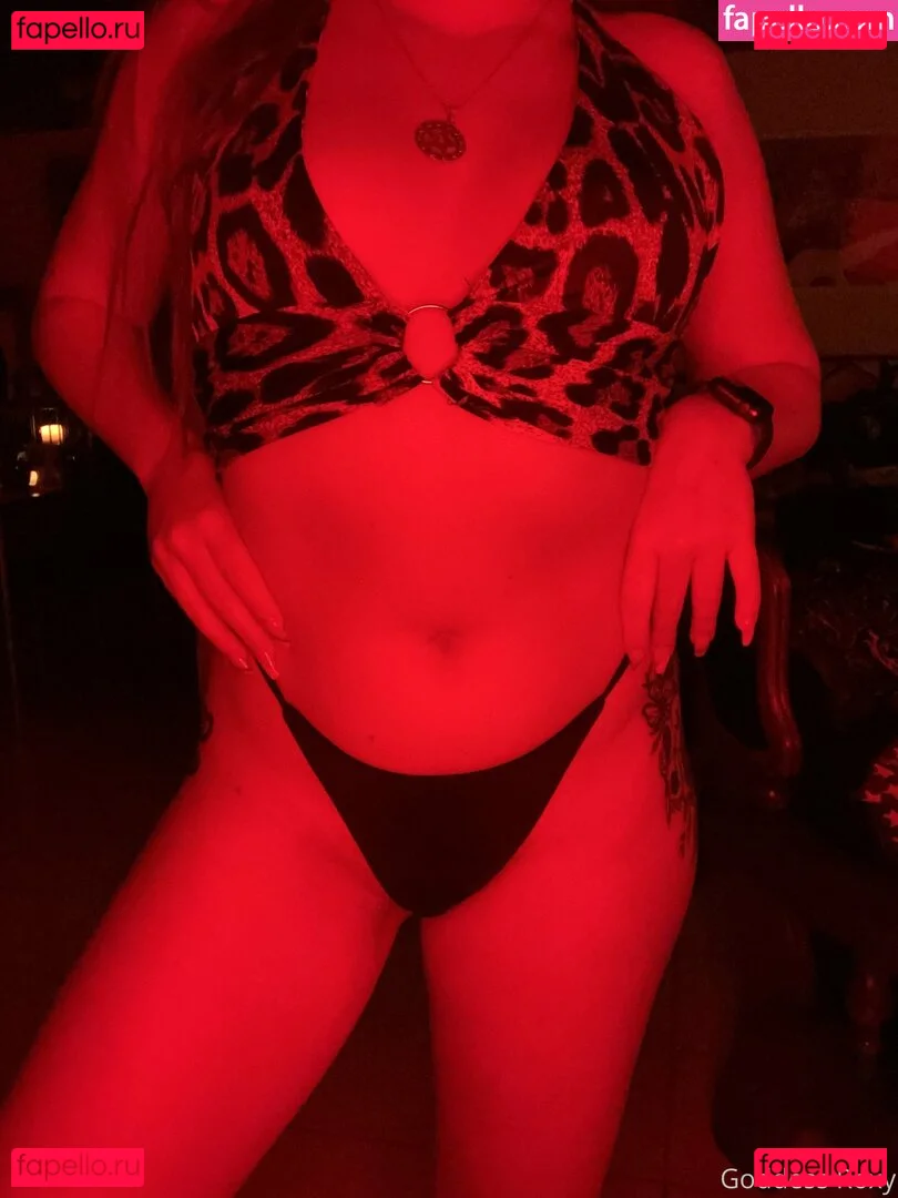 findomroxy1 Onlyfans Photo Gallery 