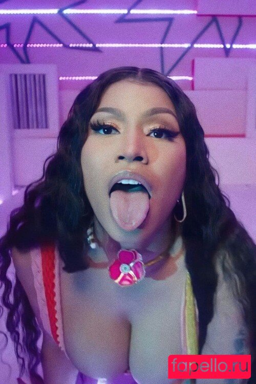 Sexxy Red Onlyfans Photo Gallery 