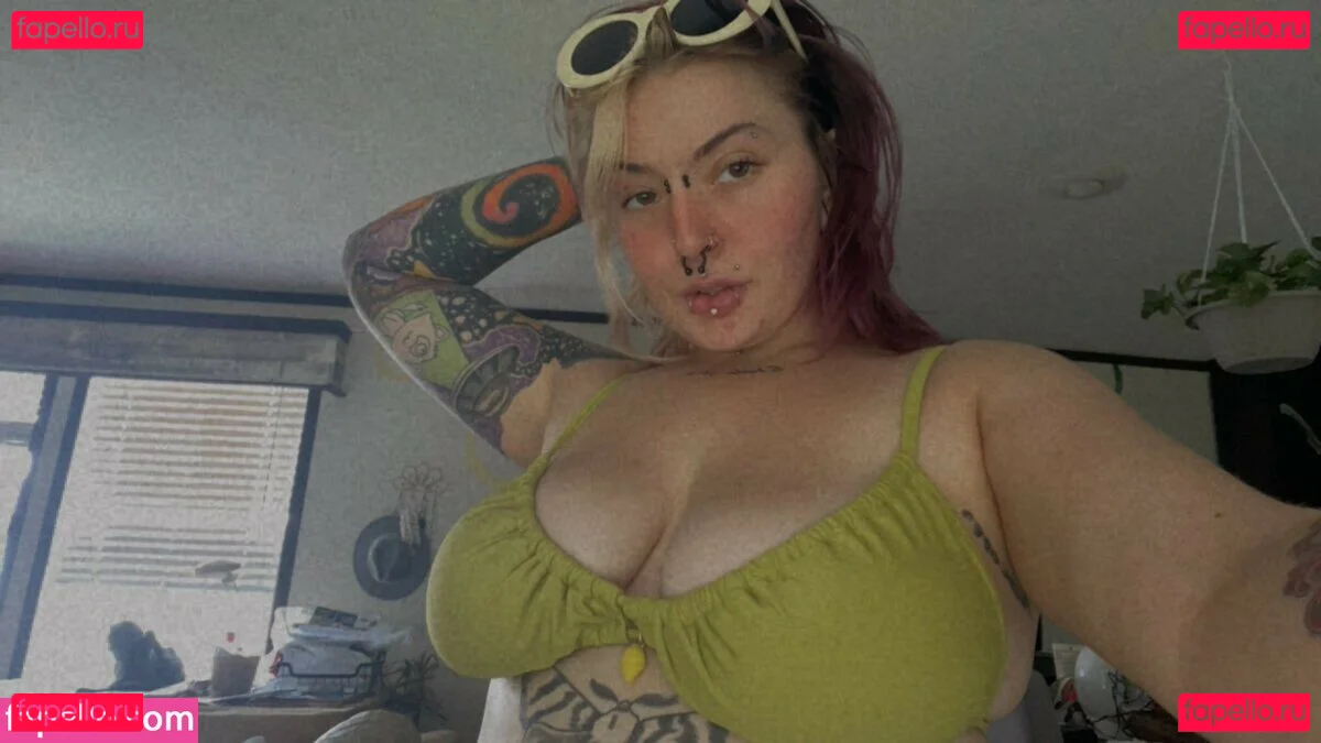 th3bak3dbuddh1st Onlyfans Photo Gallery 