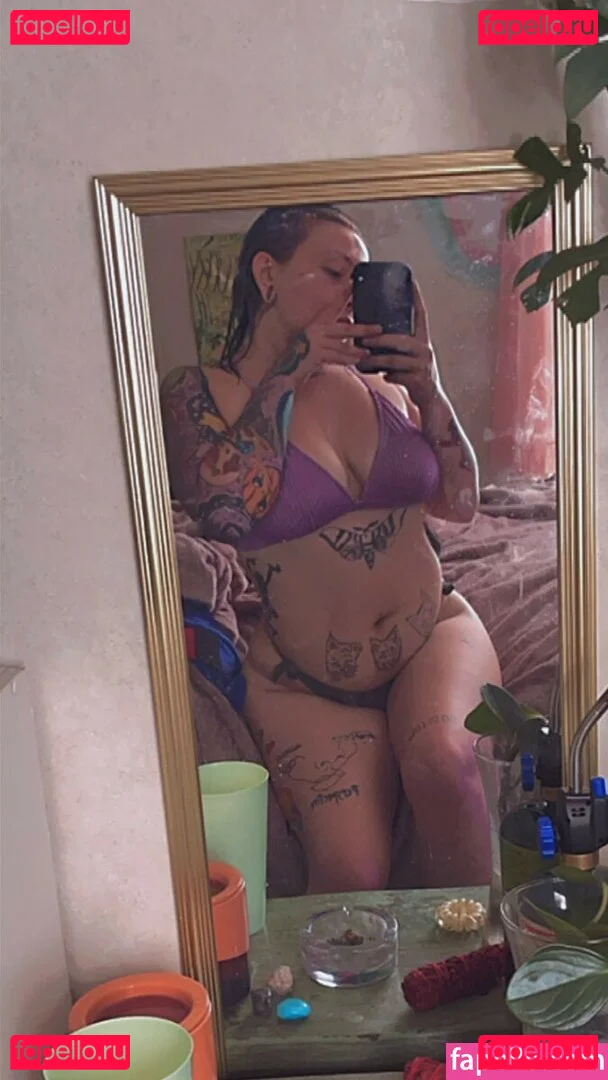 th3bak3dbuddh1st Onlyfans Photo Gallery 