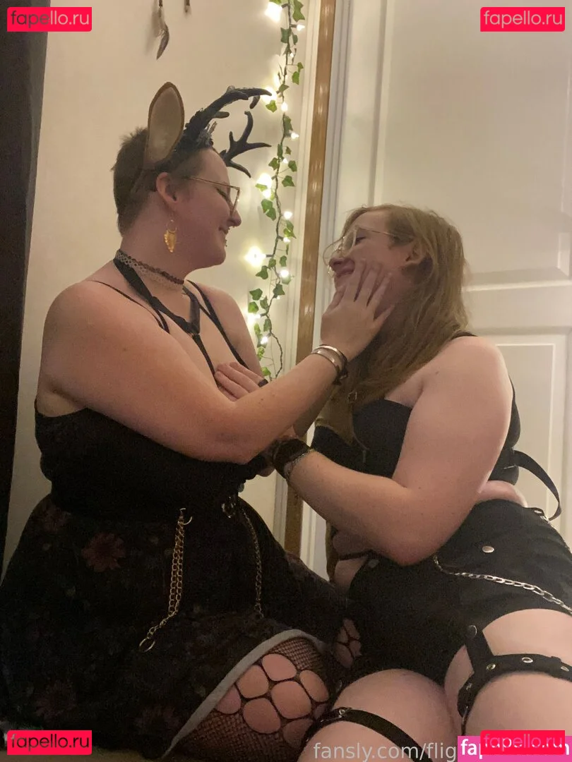 Faun Onlyfans Photo Gallery 