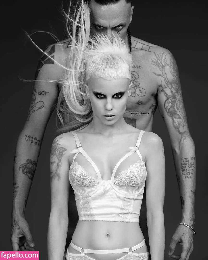 Yolandi Visser Onlyfans Photo Gallery 