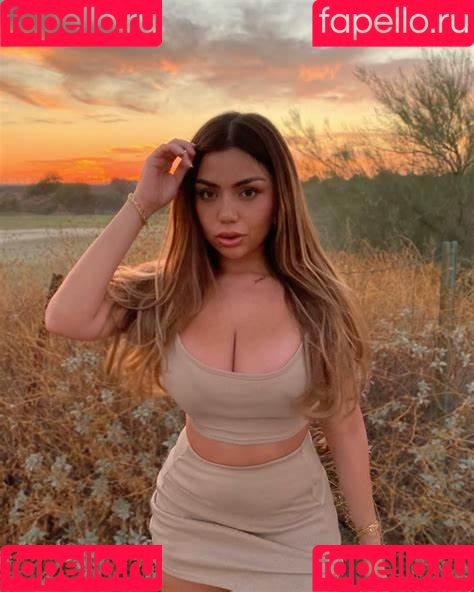 Katiana Kay Onlyfans Photo Gallery 