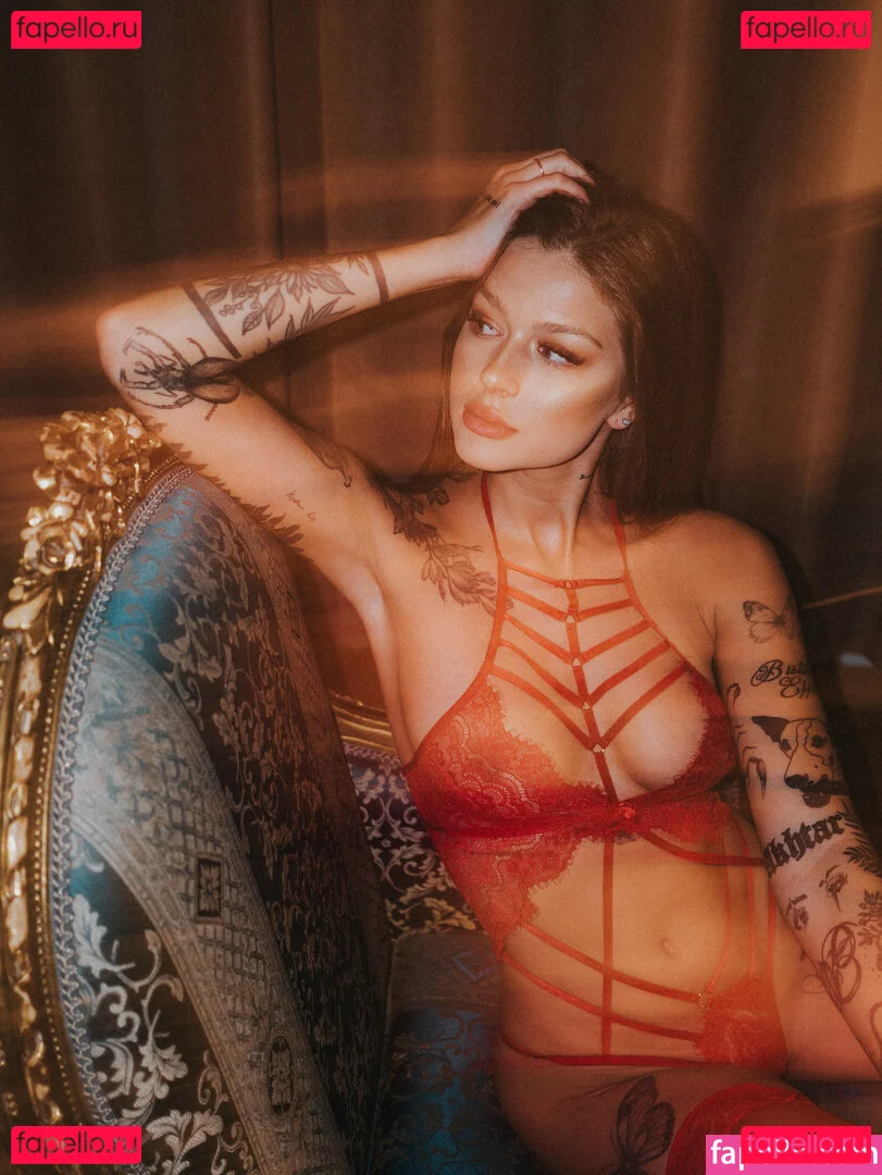 Sashenka Alexander Onlyfans Photo Gallery 