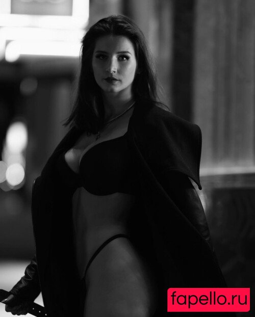 Anna Arevalo Onlyfans Photo Gallery 