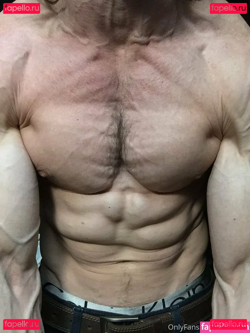 cbadonis Onlyfans Photo Gallery 