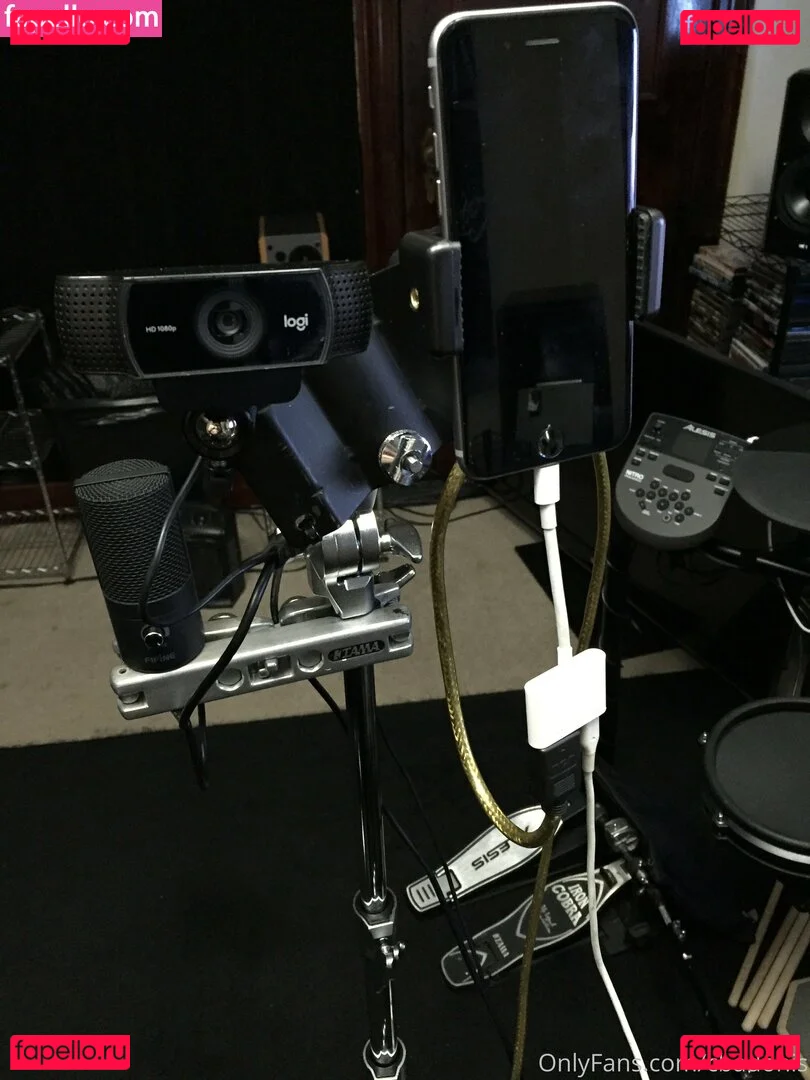 cbadonis Onlyfans Photo Gallery 