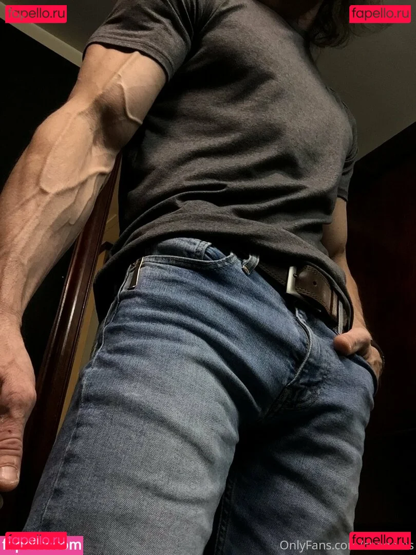 cbadonis Onlyfans Photo Gallery 