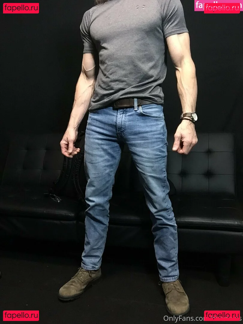 cbadonis Onlyfans Photo Gallery 