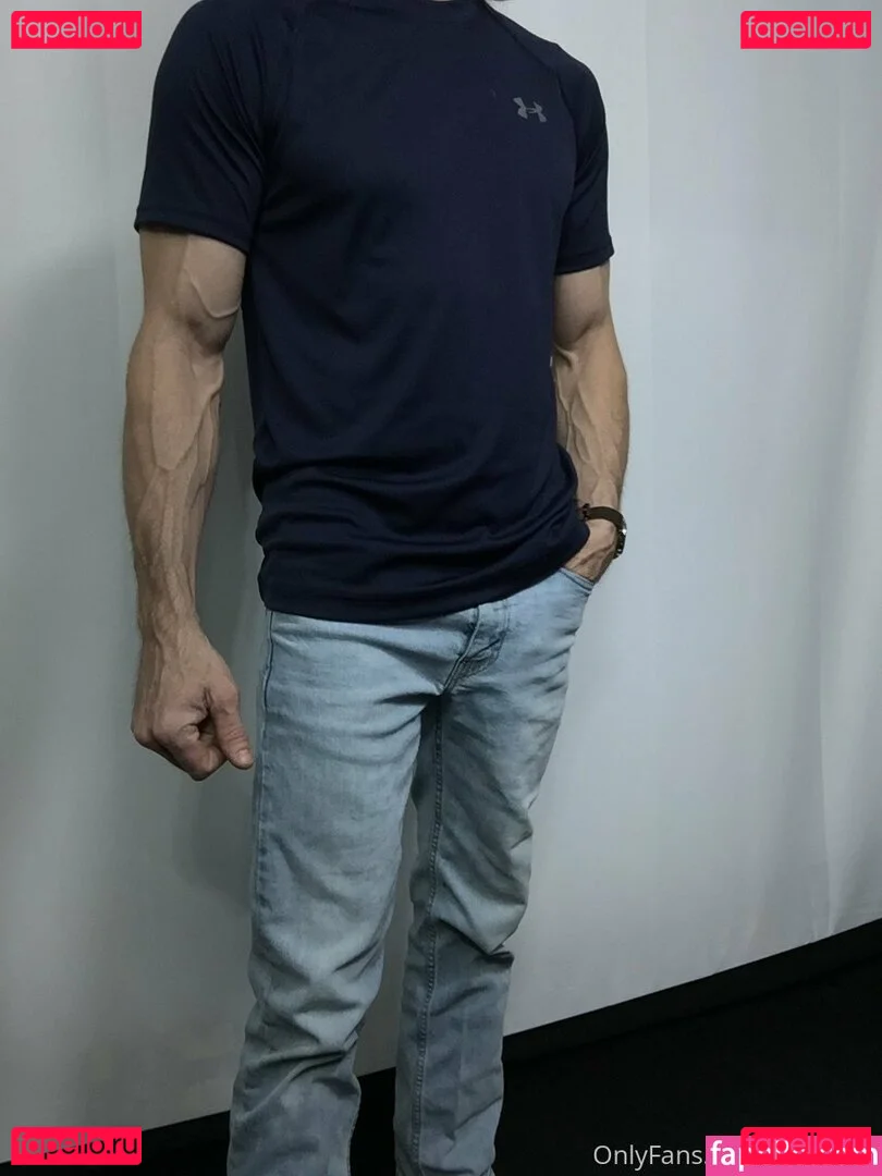 cbadonis Onlyfans Photo Gallery 