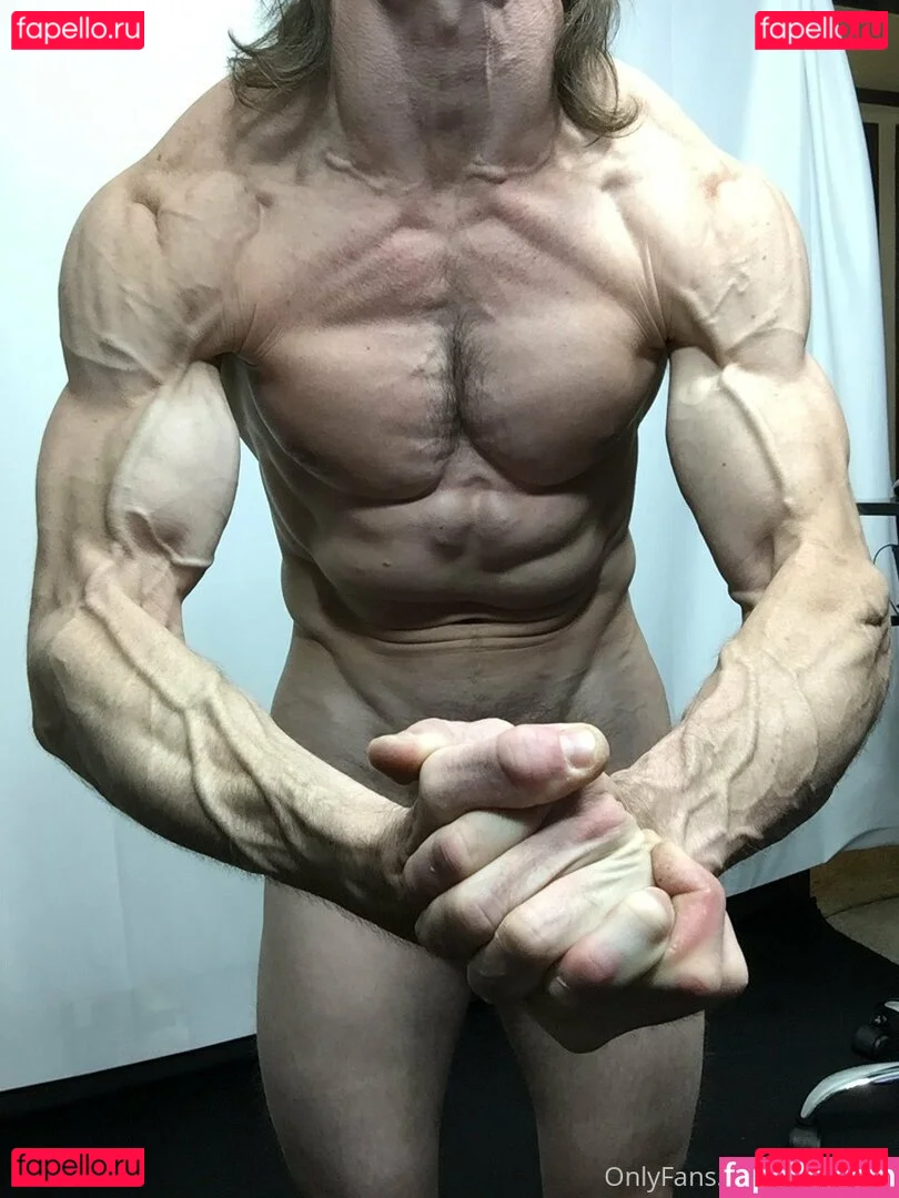 cbadonis Onlyfans Photo Gallery 