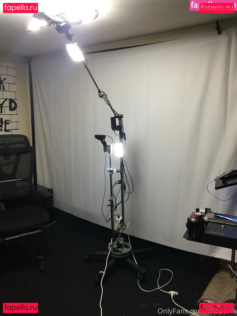 cbadonis Onlyfans Photo Gallery 