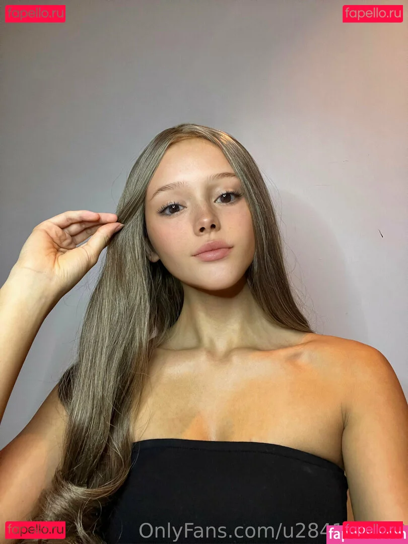 arianagreene1 Onlyfans Photo Gallery 