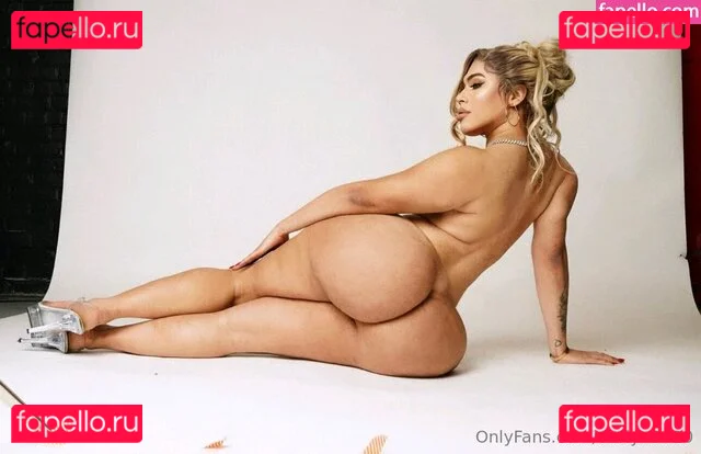 Darlyn Castillo Onlyfans Photo Gallery 