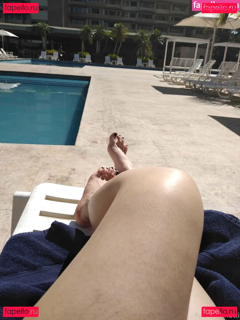 menottikathi Onlyfans Photo Gallery 