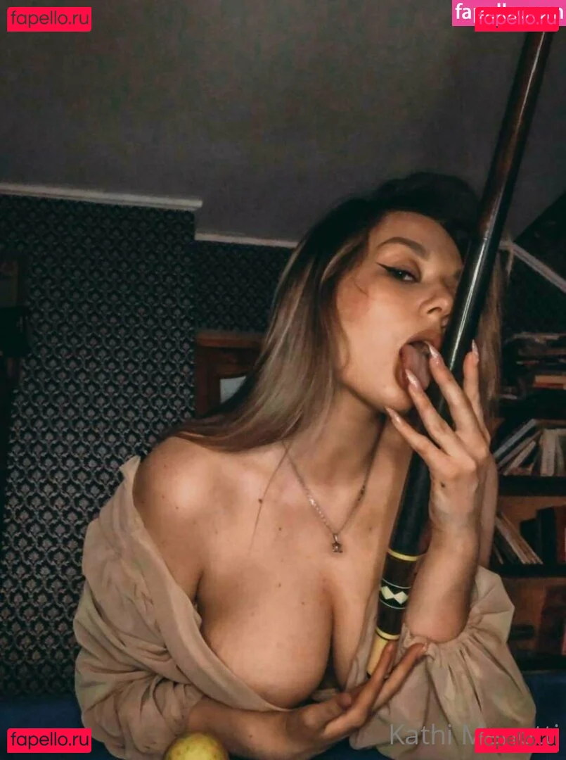 menottikathi Onlyfans Photo Gallery 