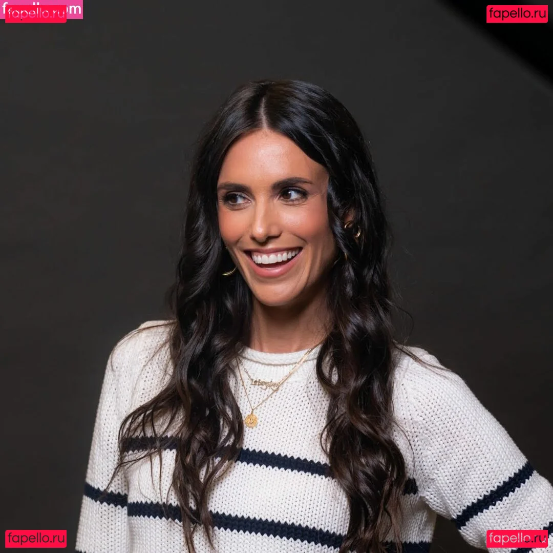 Liz Plank Onlyfans Photo Gallery 