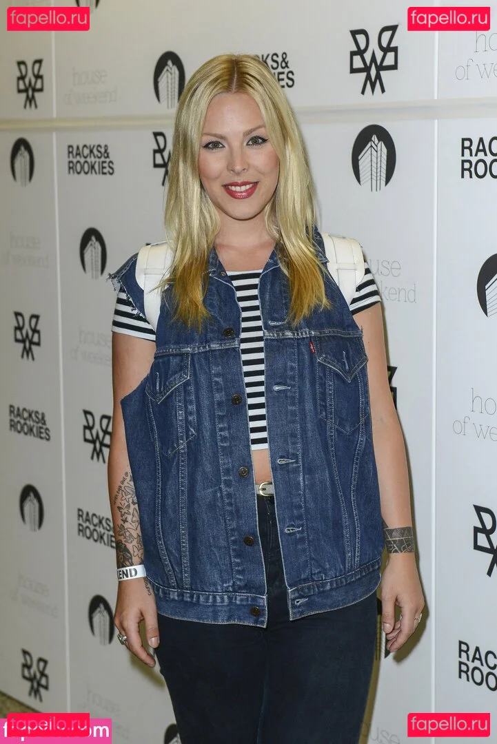 Leonore Bartsch Onlyfans Photo Gallery 