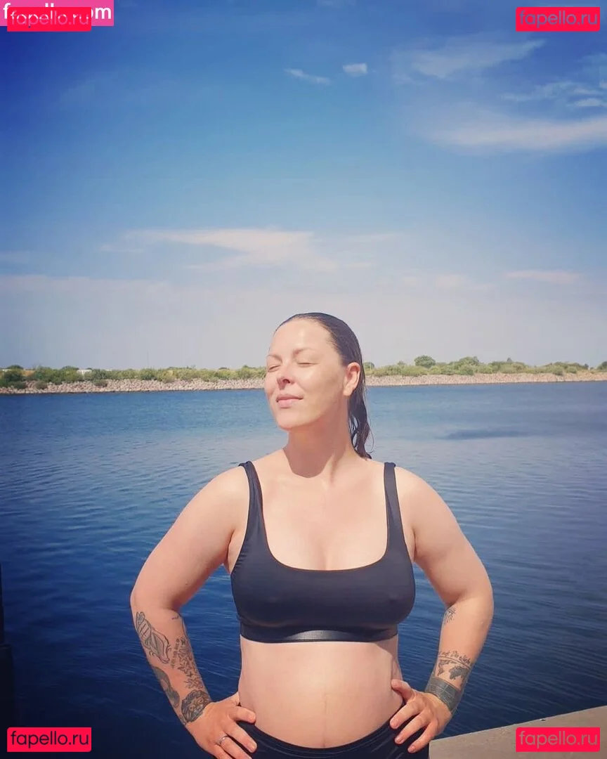 Leonore Bartsch Onlyfans Photo Gallery 