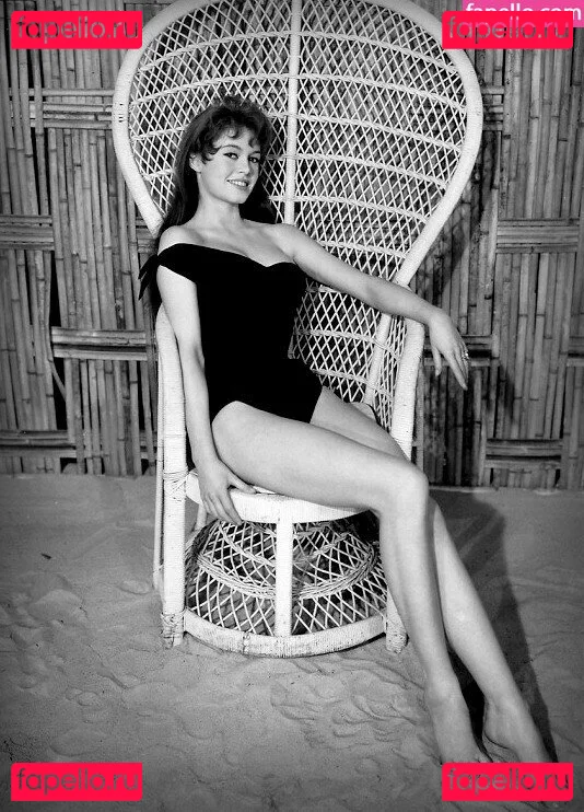 Brigitte Bardot Onlyfans Photo Gallery 