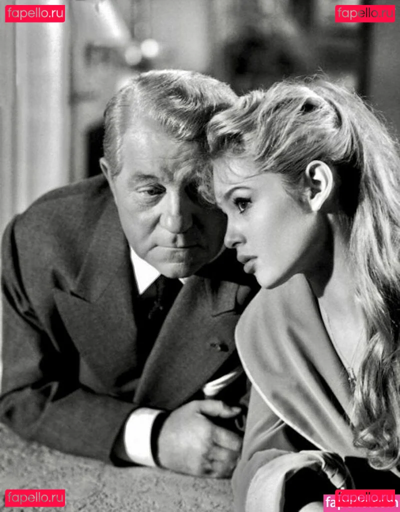 Brigitte Bardot Onlyfans Photo Gallery 