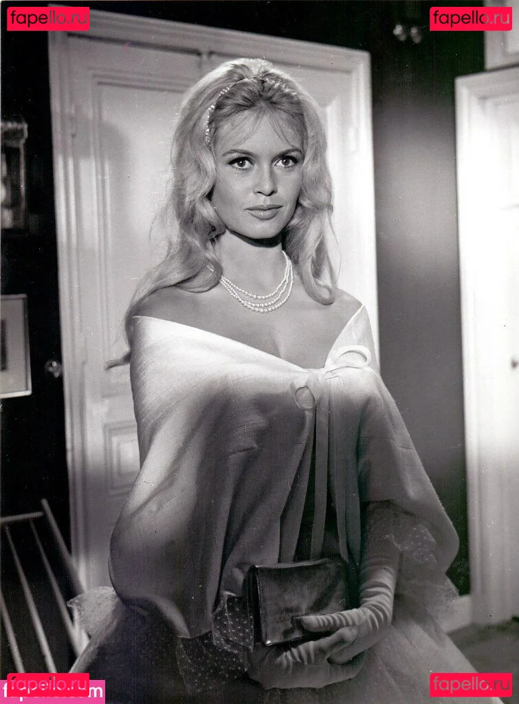 Brigitte Bardot Onlyfans Photo Gallery 