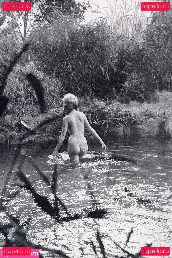 Brigitte Bardot Onlyfans Photo Gallery 