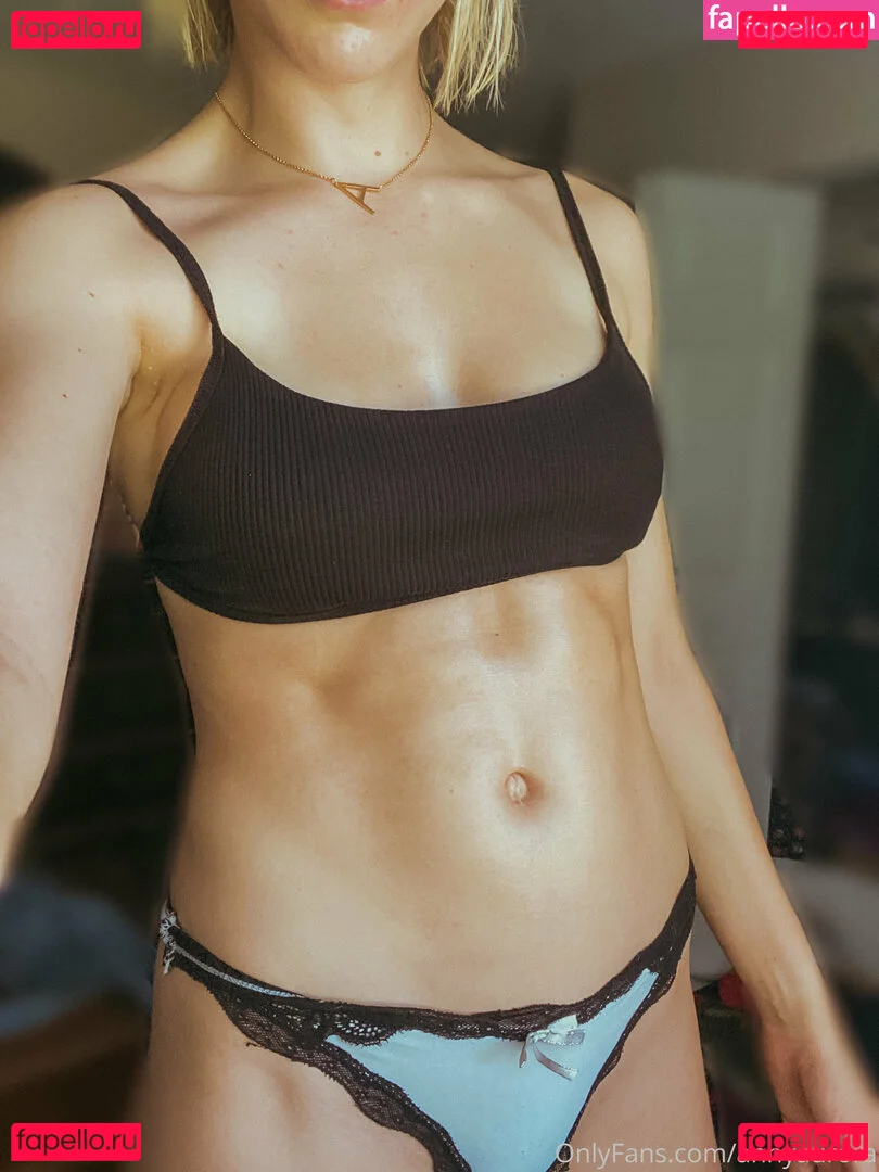 annyaurora Onlyfans Photo Gallery 